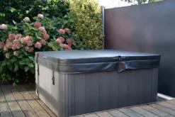 W'eau Spa Cover 215 X 215 Cm - Radius 18 Cm 12 W'eau Spa Cover 215 X 215 Cm - Radius 18 Cm -Bestwaydo Winkel kopie van laj00058