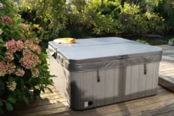 W'eau Spa Cover 220 X 220 Cm - Radius 18 Cm -Bestwaydo Winkel kopie van laj09934 2